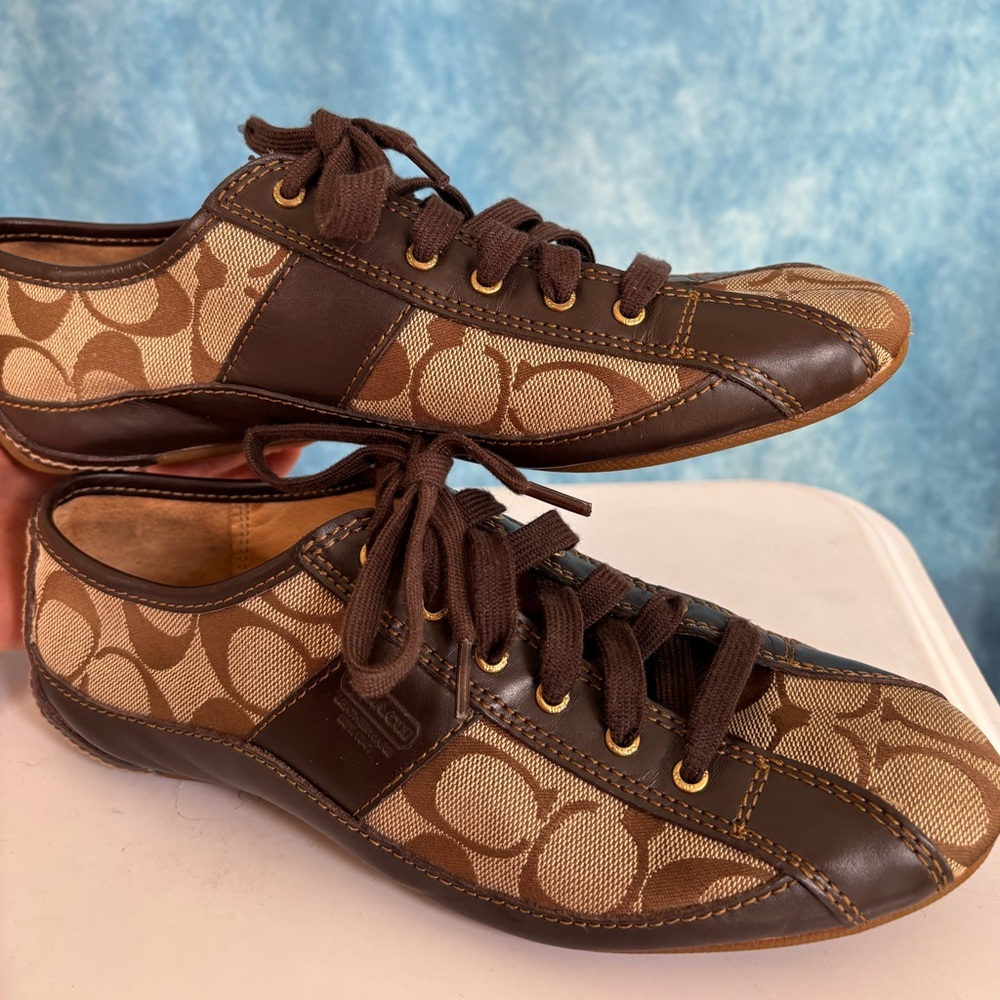 Coach Brown & Tan Leather Signature Low-Top Sneakers Size 7